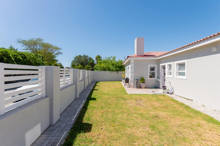 3 Bedroom Property for Sale in Port Owen Western Cape